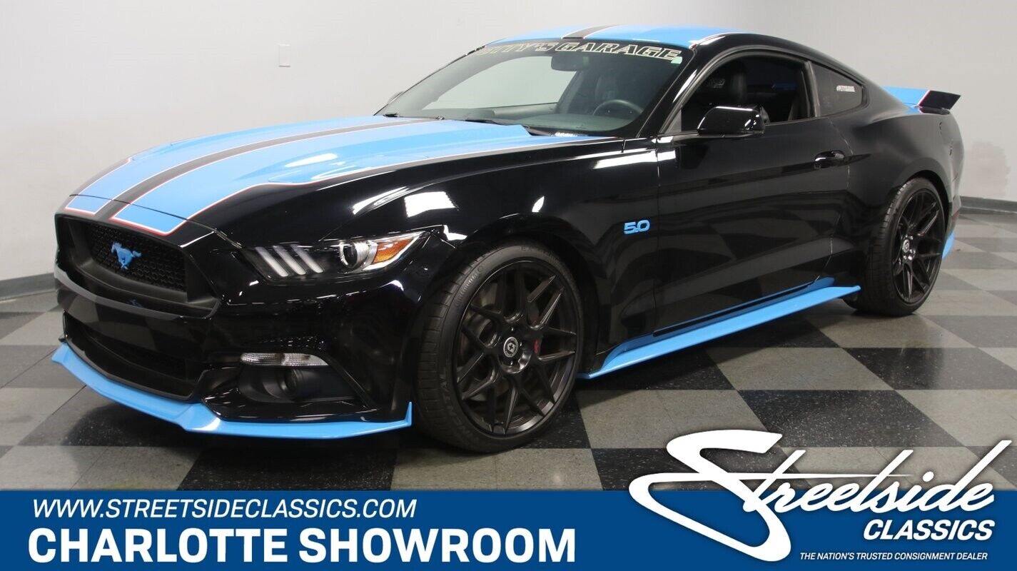 2015 Ford Mustang Petty's Garage King Edition