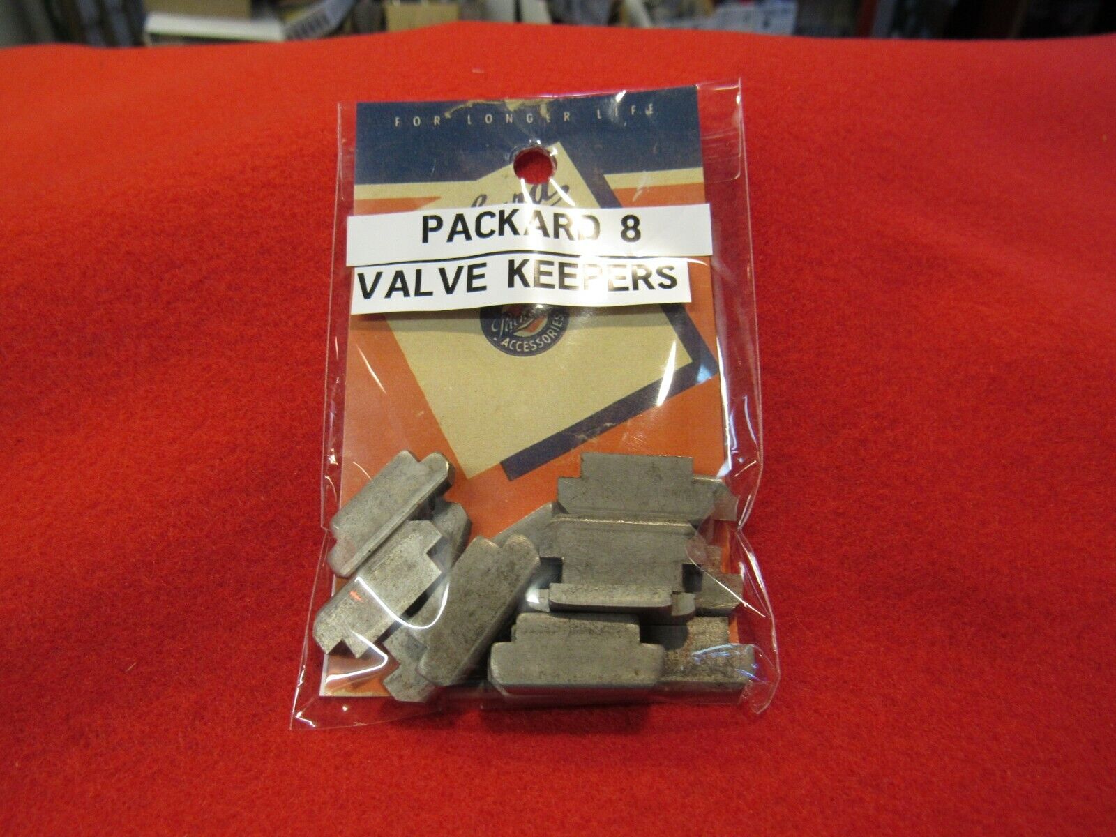 Packard Eight valve keepers