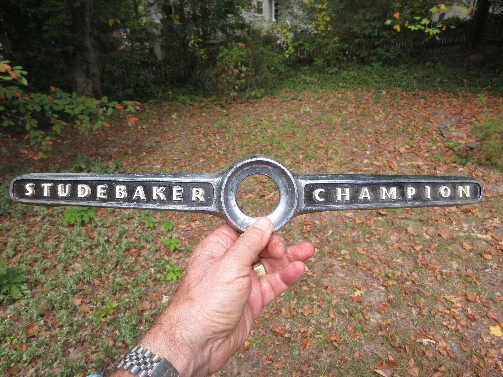 1955 Studebaker Champion trunk emblem 866 0X  866OX