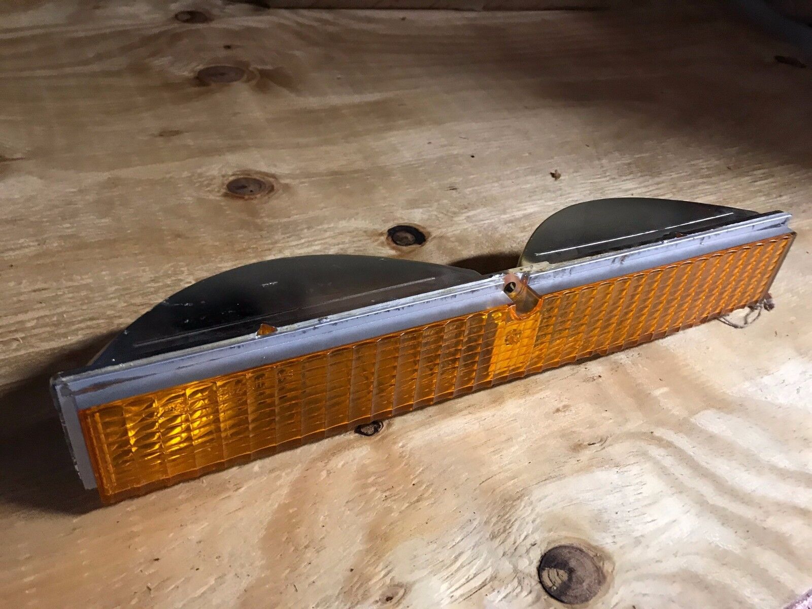 NOS 1979 - 1983 FORD FAIRMONT LH FRONT PARKING LIGHT LAMP ASSEMBLY NEW NOS FORD