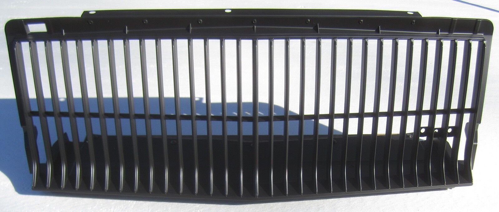 1987 Buick Grand National GN GNX Black Grill. T-Type Regal OEM #25526614