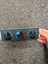 2000 Dodge Viper Heater A/C Controller OEM picture