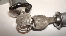 NOS AMC AMX & Javelin Console & Trunk Lock Set With Rare 1970 ONLY Keys picture