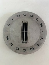 1 03-11 Lincoln Zephyr MKZ Wheels Center Cap Part# 5W13-1A096-AB Stock# 5264 picture