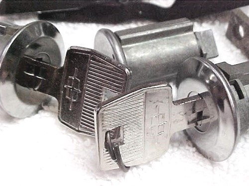 NOS Door & Ignition Locks With Logo Keys Lincoln Continental 1961 1964 1965