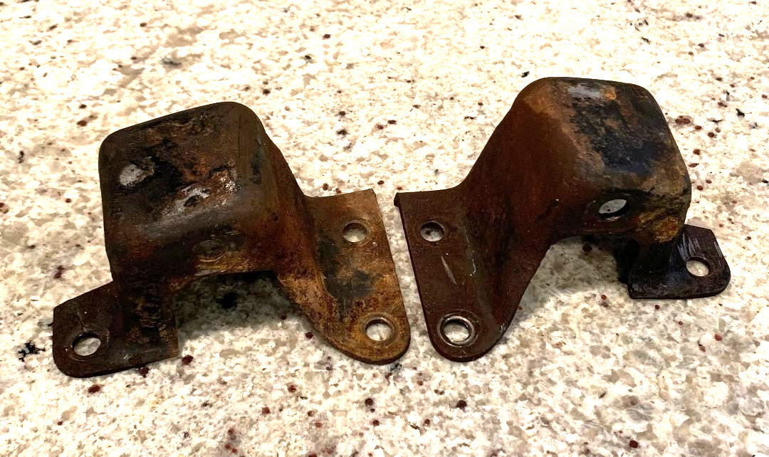 1965-1970 CHEVROLET IMPALA BEL AIR BISCAYNE ENGINE MOUNT FRAME BRACKET (175C)