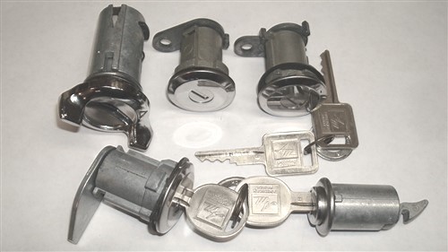 NOS AMC AMX Javelin Door Ignition Trunk Console Locks & Rare 1970 Only Logo Keys