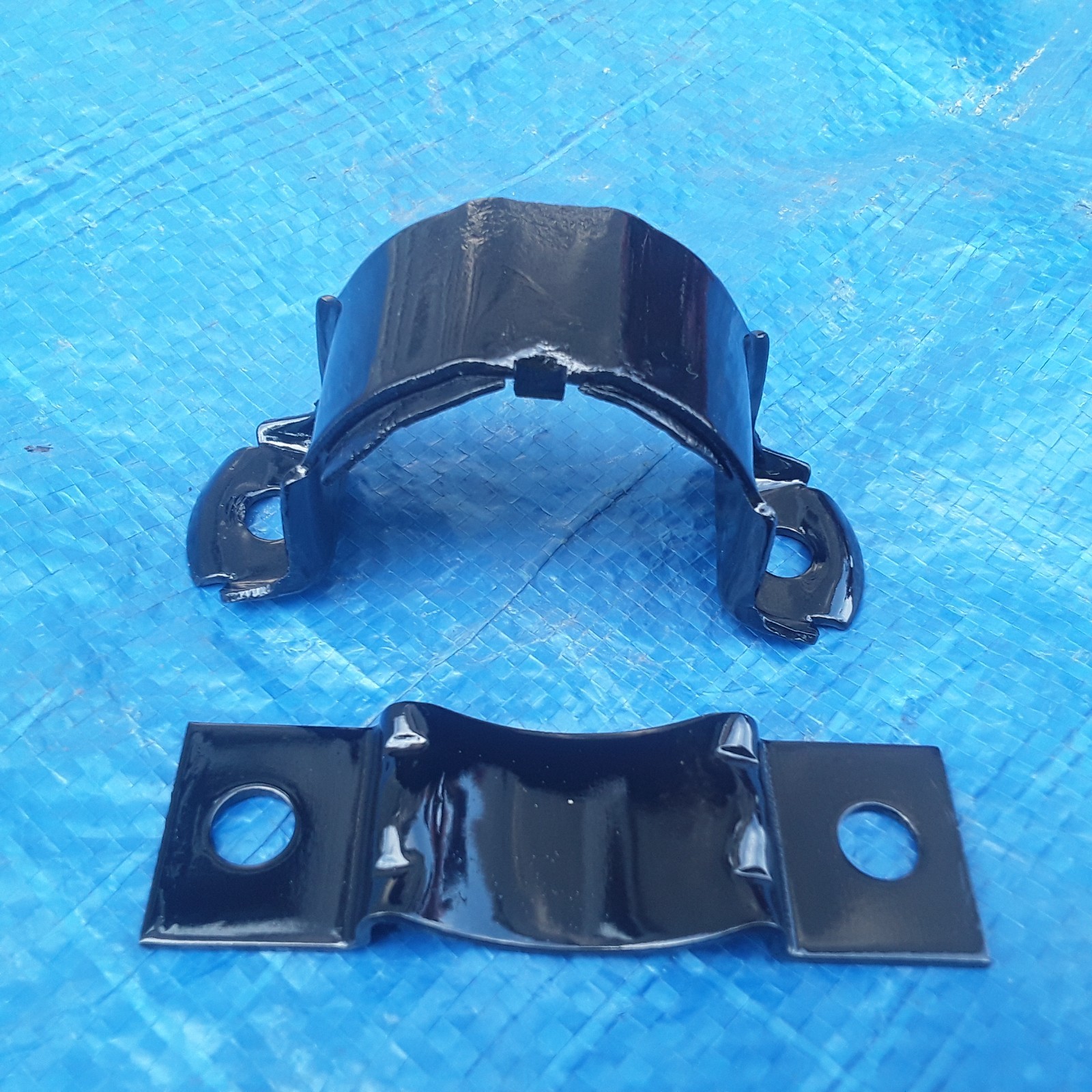 FORD.60-65 FALCON,COMET, 65/66 MUSTANG. STEERING COLUMN MOUNTING BRACKET.