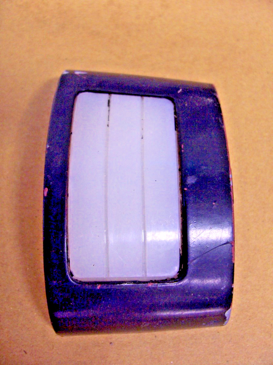 1968 OLDSMOBILE 442 CONSOLE REAR LIGHT COVER