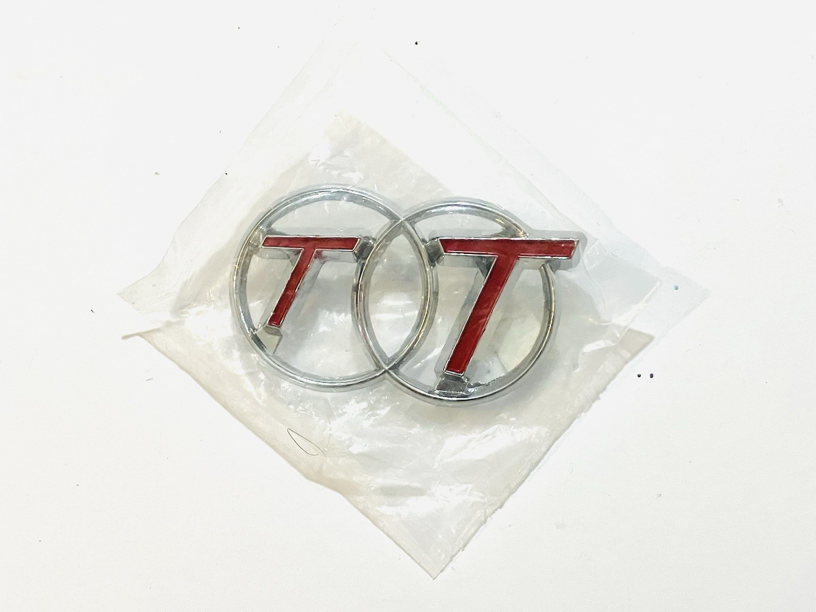 Vintage 1960\'s Studebaker TT Twin Traction Emblem NOS