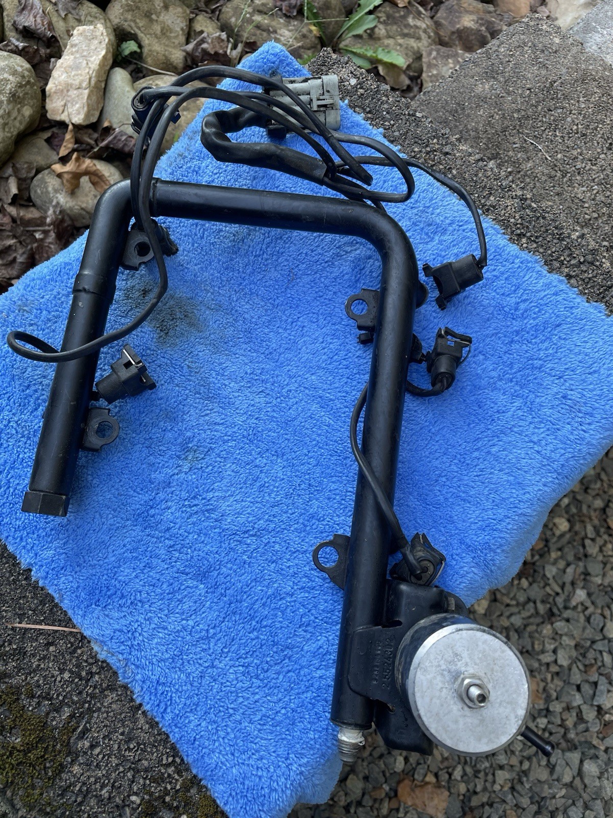 1987 Buick Grand National Fuel Rail and Injector Harness OEM Good Condition