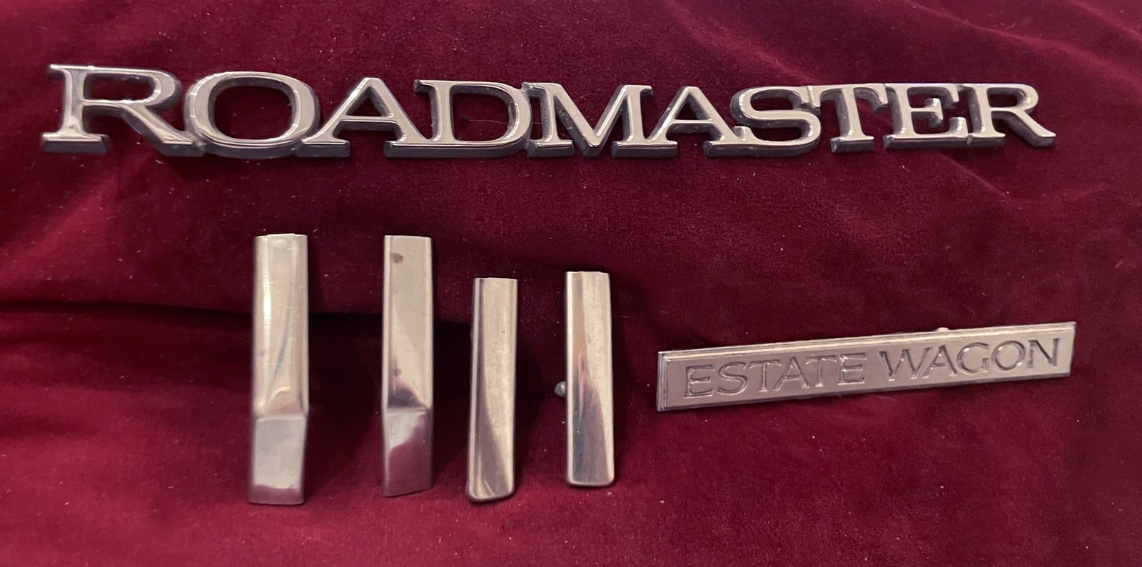 1996 BUICK ROADMASTER ESTATE WAGON - ROADMASTER & ESTATE LOGO RARE CHROME CLIPS