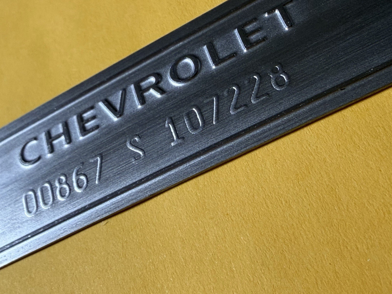 CHEVY ‘CHEVROLET DD’ DOOR DASH TAG DATA SERIAL NUMBER PLATE **EMBOSSED** w/ VI#