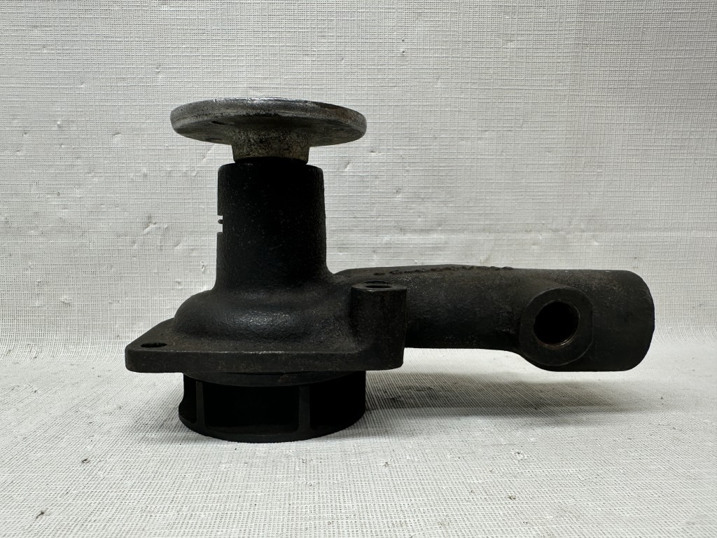 NORS Pump Water W117B Studebaker Champion 6-Cyl. Car & Truck 1942-1953