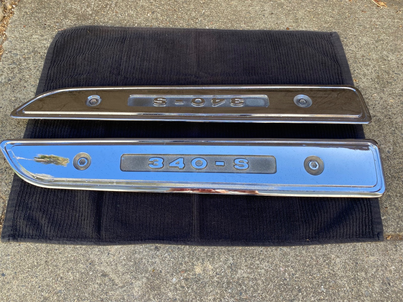 RARE 1968 PLYMOUTH BARRACUDA 340-S HOOD INSERTS — ORIGINAL VINTAGE PAIR