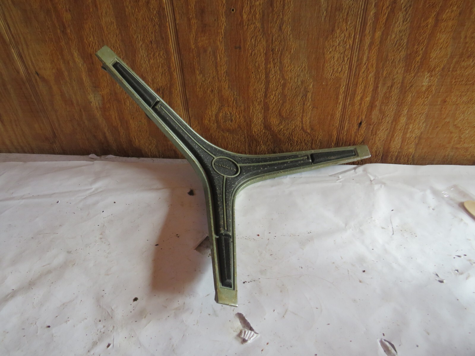 68 AMC AMERICAN RAMBLER ROGUE SCRAMBLER S/C HORN BUTTON