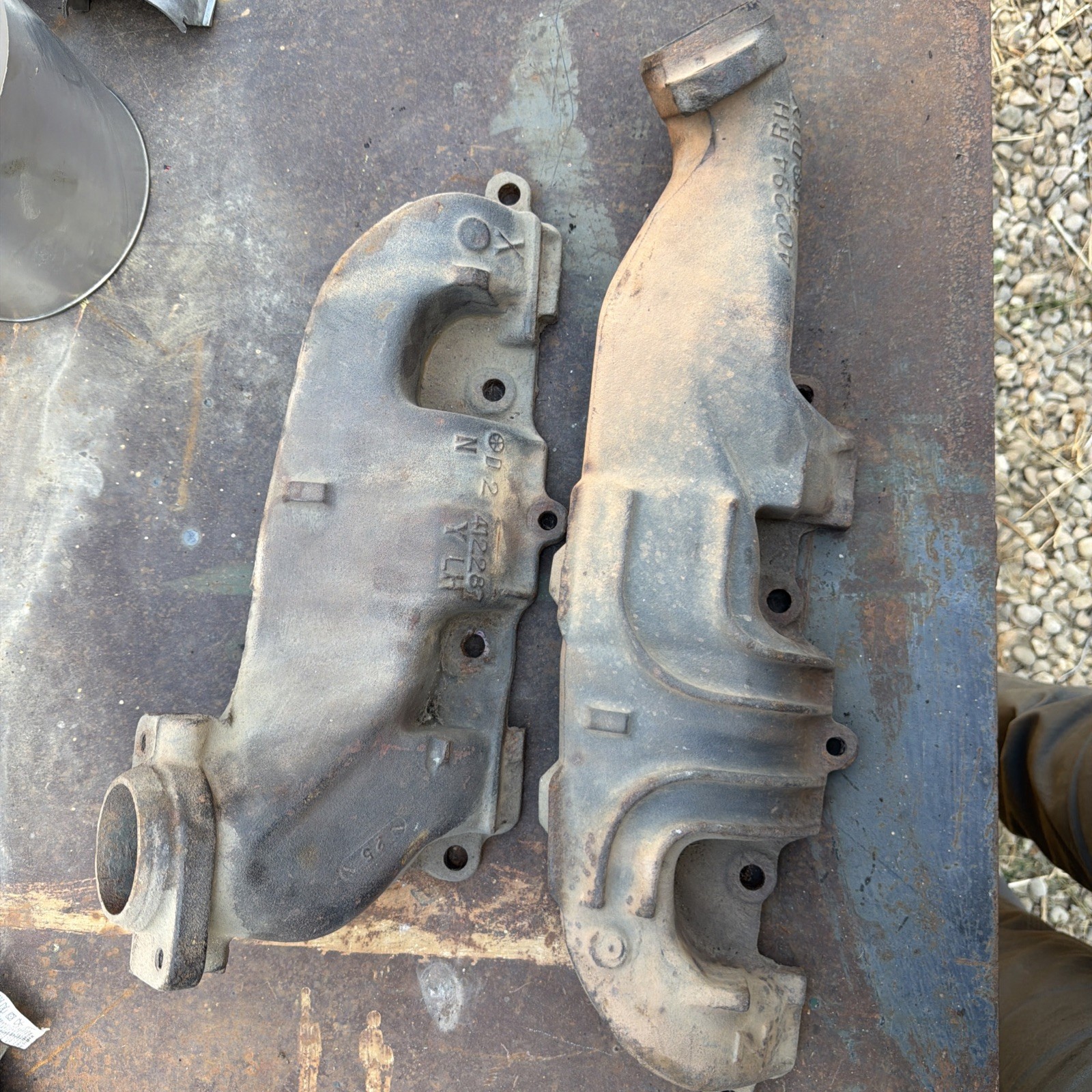 1969-1974 OLDSMOBILE Z EXHAUST MANIFOLD Right/Left Side  