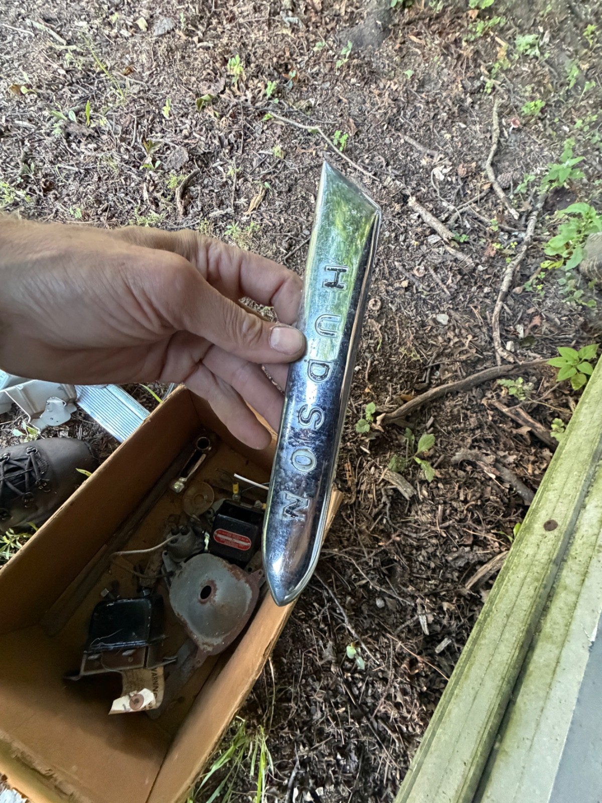 HUDSON HORNET PACEMAKER SUPER SIX  COMMODORE STEPDOWN  EMBLEM
