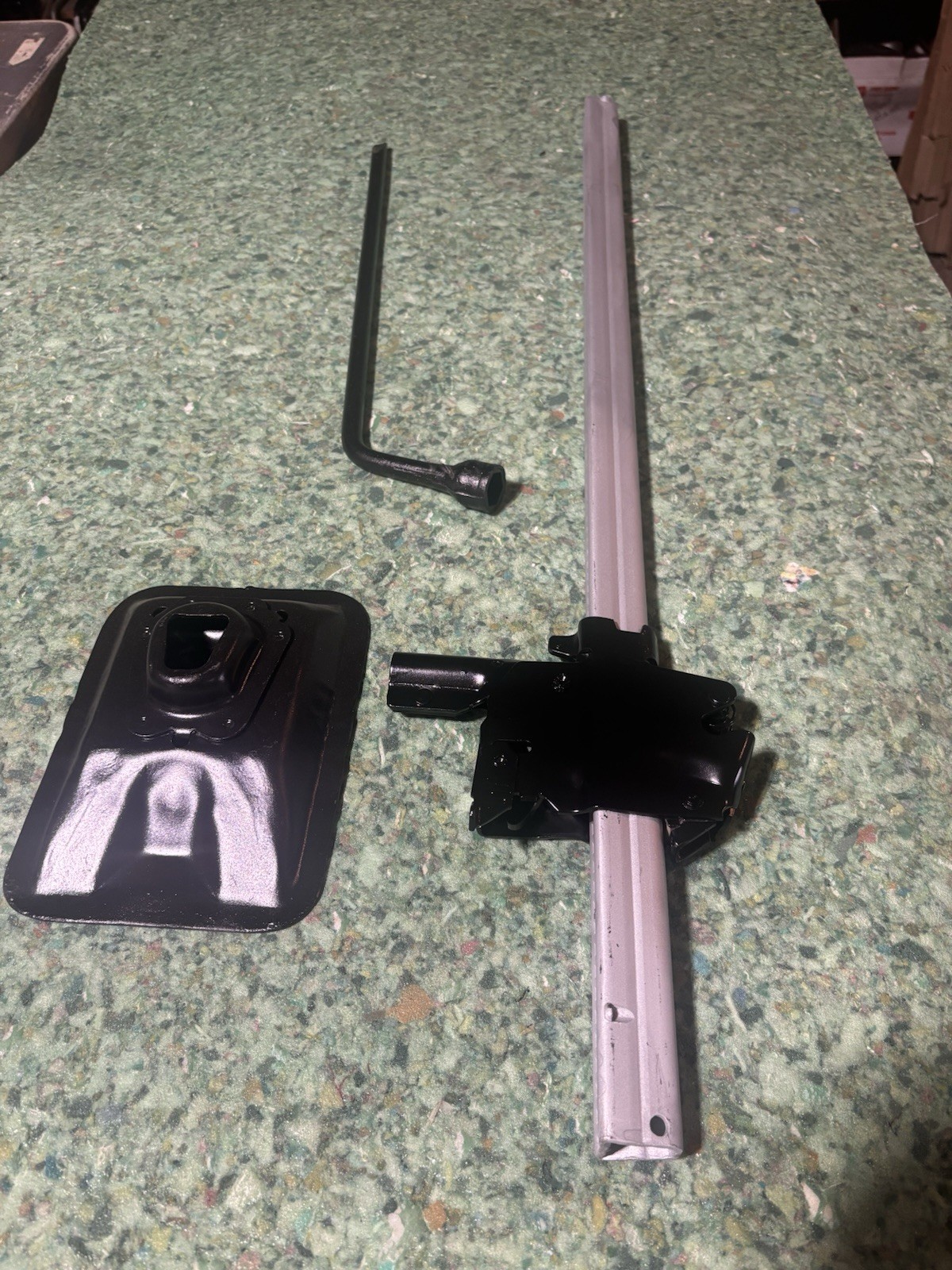 1967 - 1969 Dodge Dart & 1967 - 70 Plymouth Valiant, Duster Factory Bumper Jack