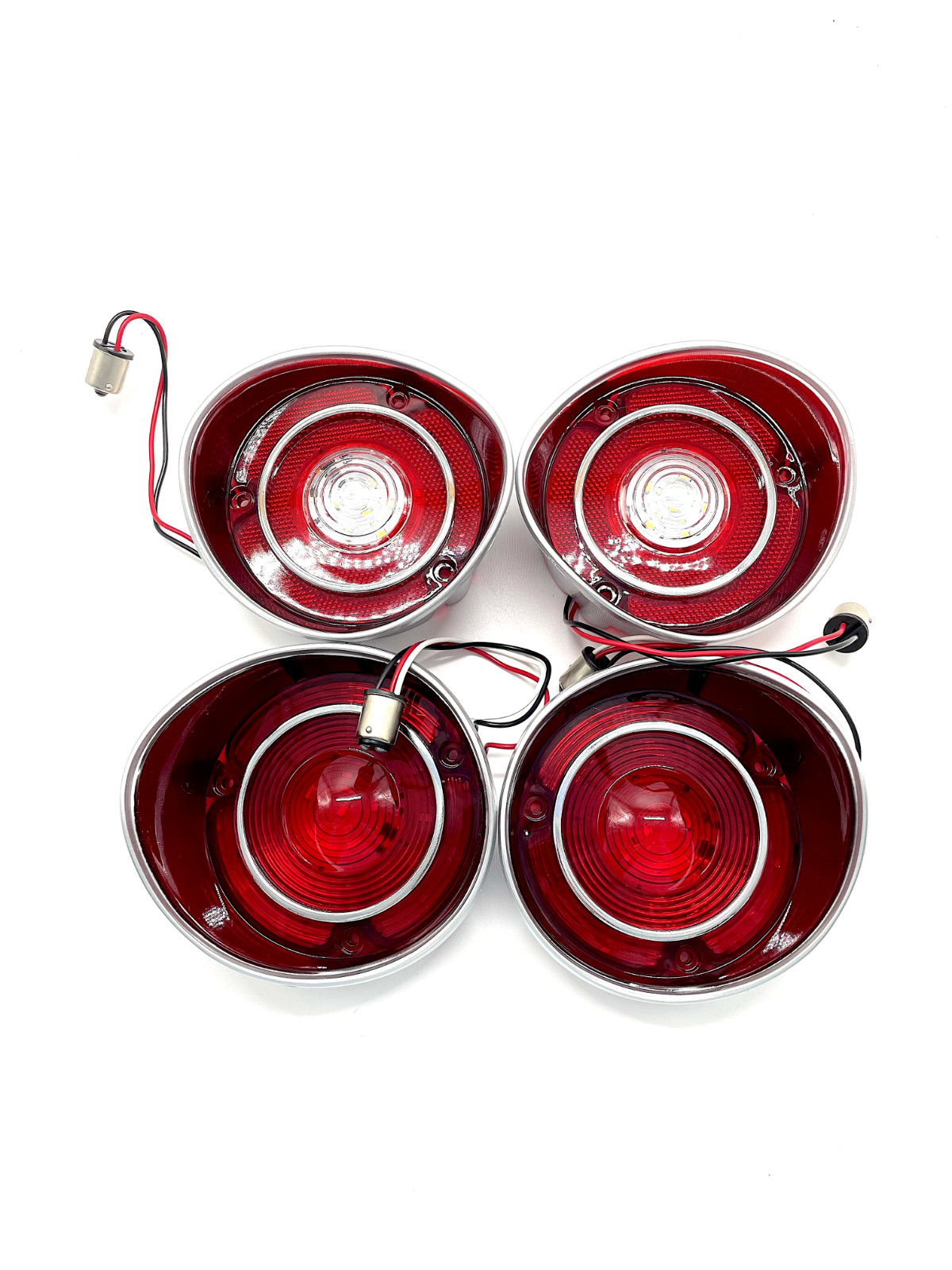 Free Shipping -1971 Chevy Chevelle LED Tail Light Back up light with Trim
